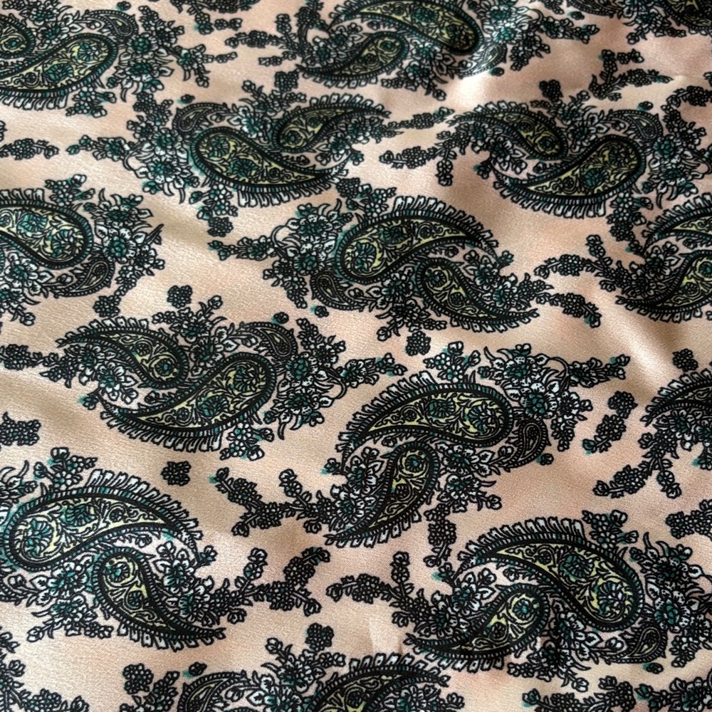 Wild rag 35”x35” pink and green